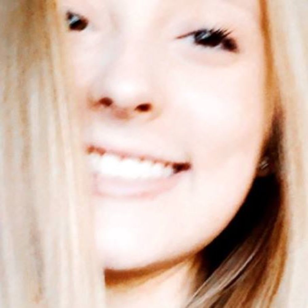 Meet your Posher, Maddie